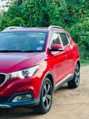 mg-zs-2019-big-1