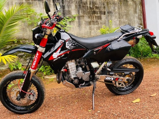 suzuki-drz-400-2024