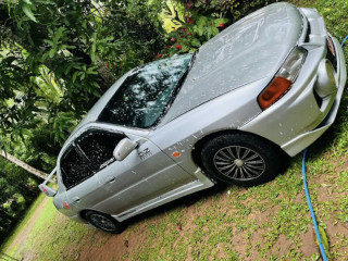 mitsubishi-lancer-ck2-efi-2001