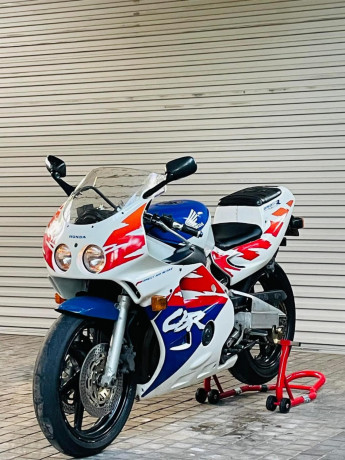 honda-cbr-250-gullarm-unregistered-big-1