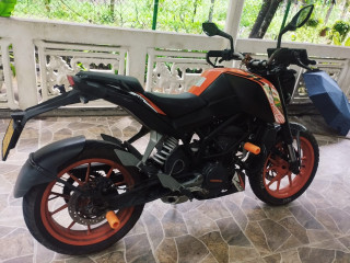 ktm-duke-125-2020