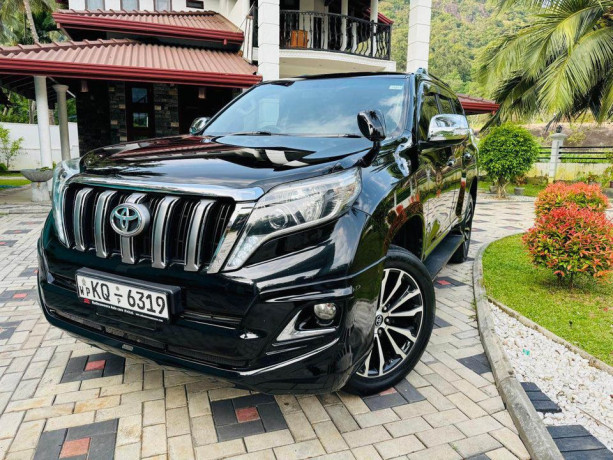 toyota-land-cruiser-prado-150tx-big-0