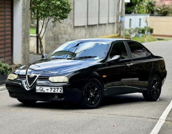 alfa-romeo-156-20-2001-big-0