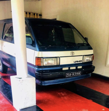 toyota-liteace-big-1