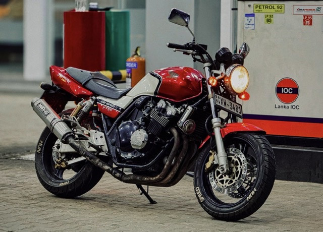 honda-cb4-spec-2-vtec-big-1