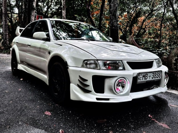 mitsubishi-lancer-ck2-mx-touring-big-0