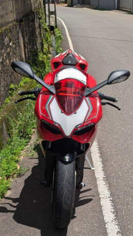ducati-panigale-899-registered-big-1