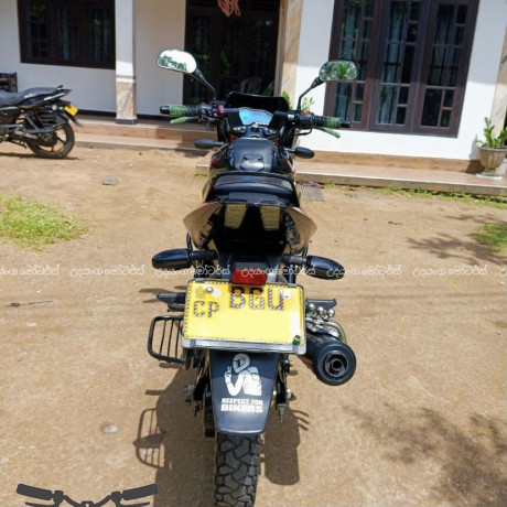 bajaj-pulsar-150-2018-big-3