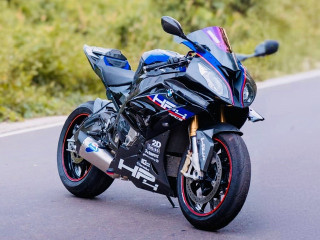 bmw-s1000rr-2018