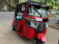 bajaj-4-stroke-threewheel-2014-small-0