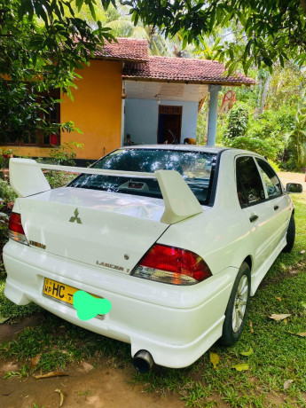 mitsubishi-lancer-cs1-2002-big-1