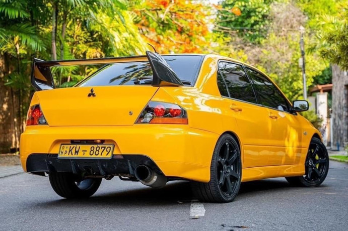 mitsubishi-evo-9-2013-big-2