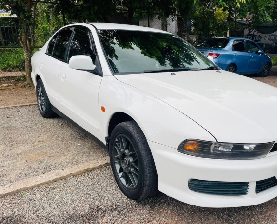 mitsubishi-galant-vrg-2004-big-4