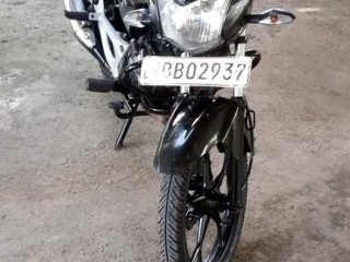 bajaj-discover-135-2014