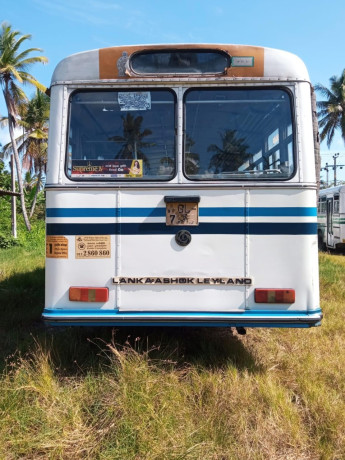 lanka-ashok-leyland-bus-2001-big-3