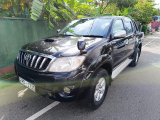 toyota-hilux-double-cab