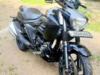 suzuki-intruder-2018