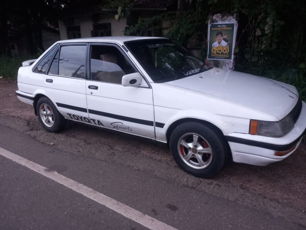 toyota-sprinter-ae81-big-0