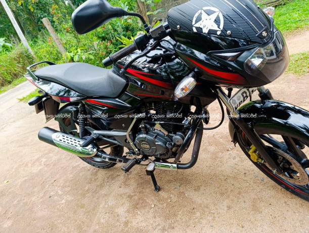 bajaj-pulsar-150-2018-big-4