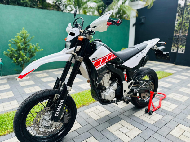 yamaha-wr-250x-2024-big-1