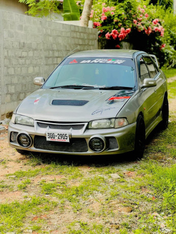 mitsubishi-lancer-ck1-big-3