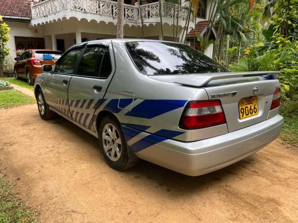 nissan-bluebird-eu14-big-2