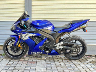 yamaha-yzf-r1-2008