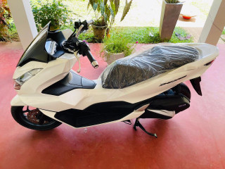 honda-pcx-160-2023