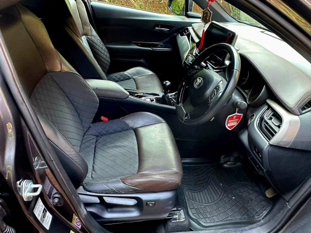 toyota-chr-2017-big-4