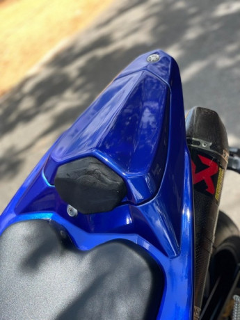 yamaha-r1-2012-big-3