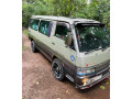 nissan-caravan-gll-2004-small-1