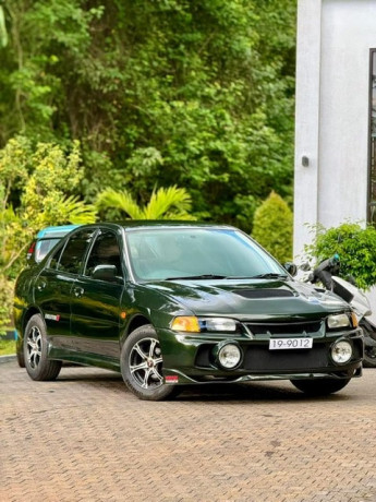 mitsubishi-lancer-ck2-1996-big-3