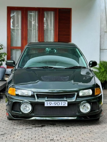 mitsubishi-lancer-ck2-1996-big-4