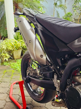 yamaha-wrx-250-2015-big-4