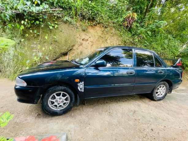 mitsubishi-lancer-cb1-1995-big-0