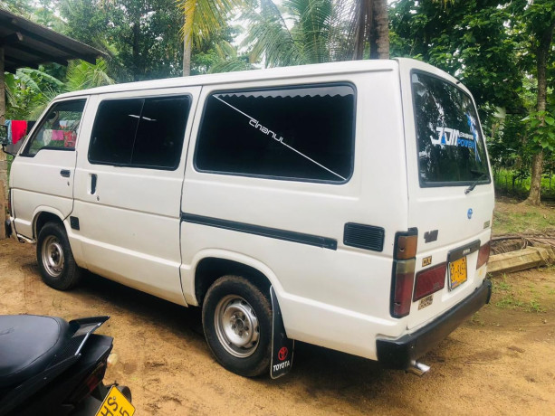 toyota-hiace-shell-big-1