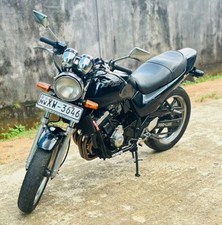 honda-jade-250-2012-big-2