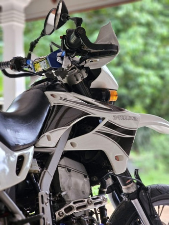 kawasaki-d-tracker-250-original-unregistered-big-2