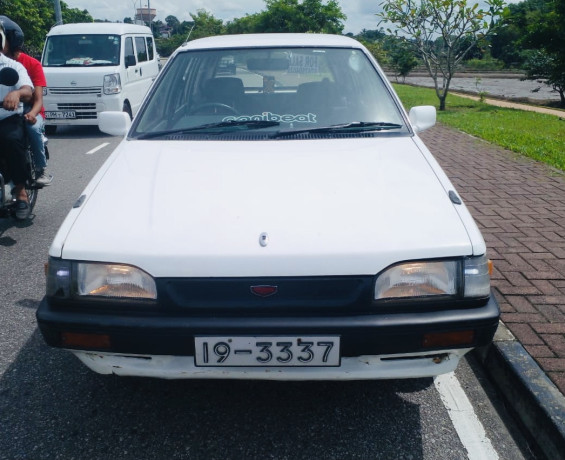 mazda-bf3v-dx-wagon-big-2