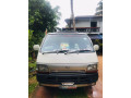 toyota-dolphin-1991-small-1