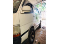 toyota-dolphin-1991-small-3