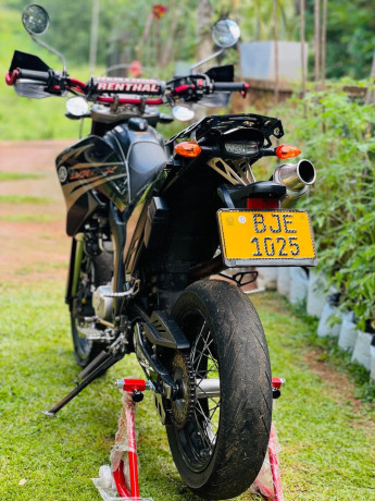 yamaha-wrx-250-2023-big-1