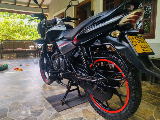 bajaj-discover-110-2018-big-4