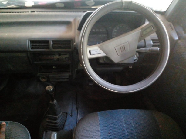 daihatsu-charade-big-4