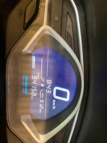 honda-pcx-150-2019-big-4