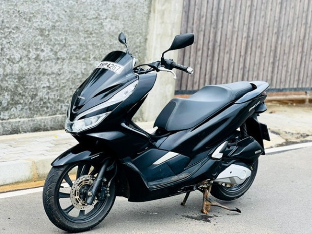 honda-pcx-150-2019-big-0
