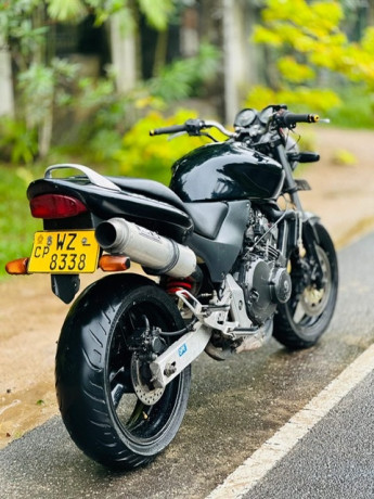 honda-hornet-ch140-2011-big-3