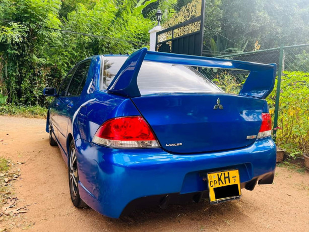 mitsubishi-lancer-cs12008-big-2