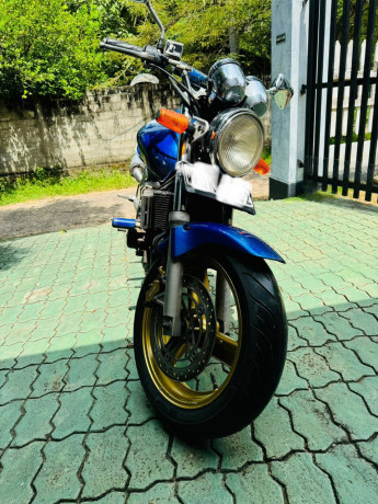 honda-hornet-ch130-2008-big-1