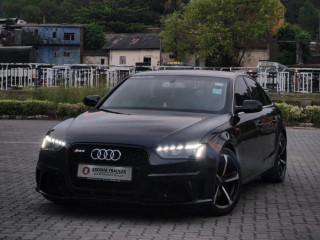 audi-a4-2012-rs4-convertion